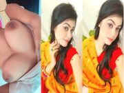 Sexy Desi girl Shows her Boobs and Pussy