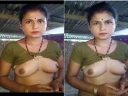 Bhabhi Shows Her Boobs and Pussy