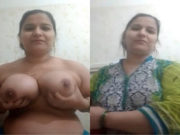 Horny Desi Bhabhi Showing her Boobs and Pussy